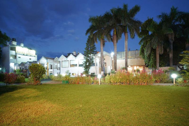 Comfort Inn Coral River — general view