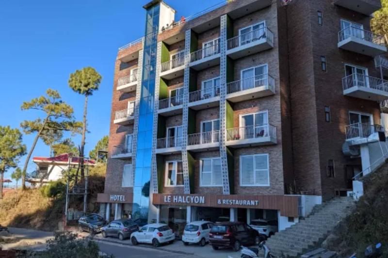 Hotel Le Halcyon Kasau image