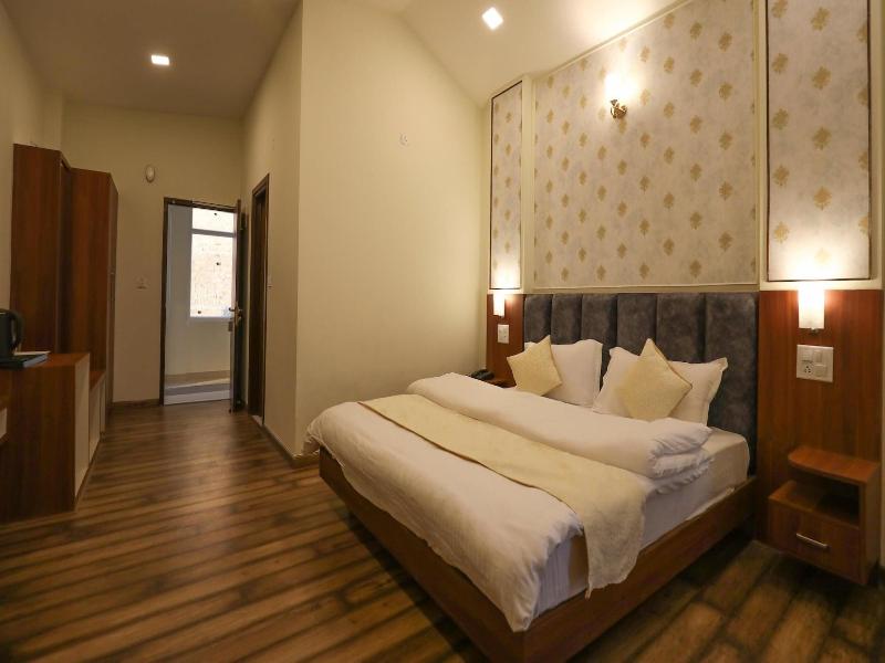 Hotel Le Halcyon Kasau image