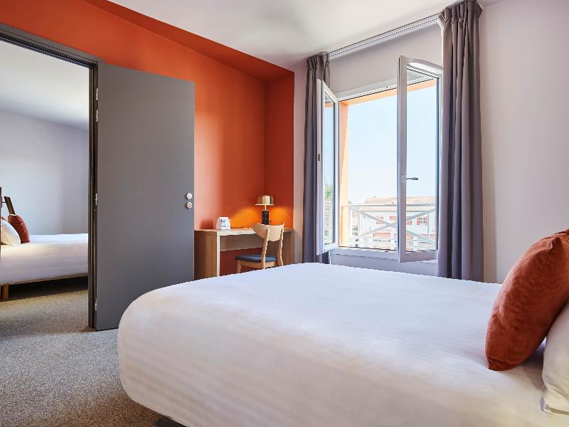 The Originals ,Hôtel Larivaut,Puy-Guillaume image