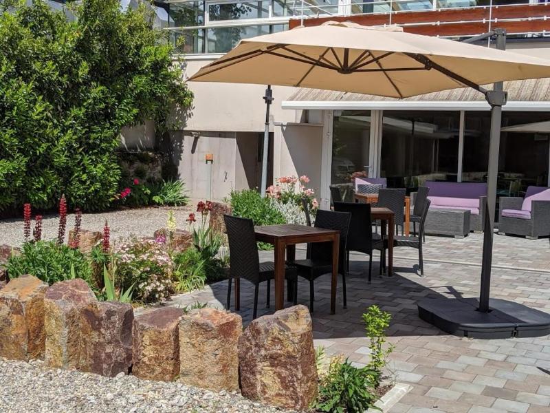 Logis Hotel Regina image
