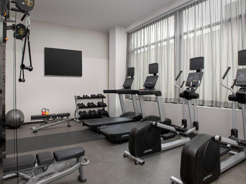 SpringHill Suites by Marriott New York Queens image
