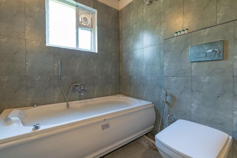 Ravishing Retreat image