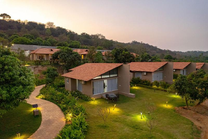 Ravishing Retreat image