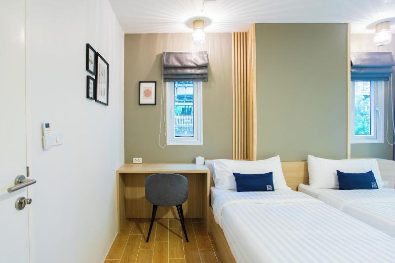 Zayn Express & Suites image