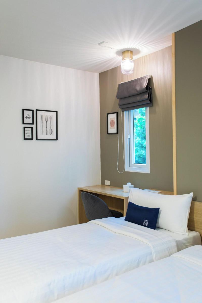 Zayn Express & Suites image
