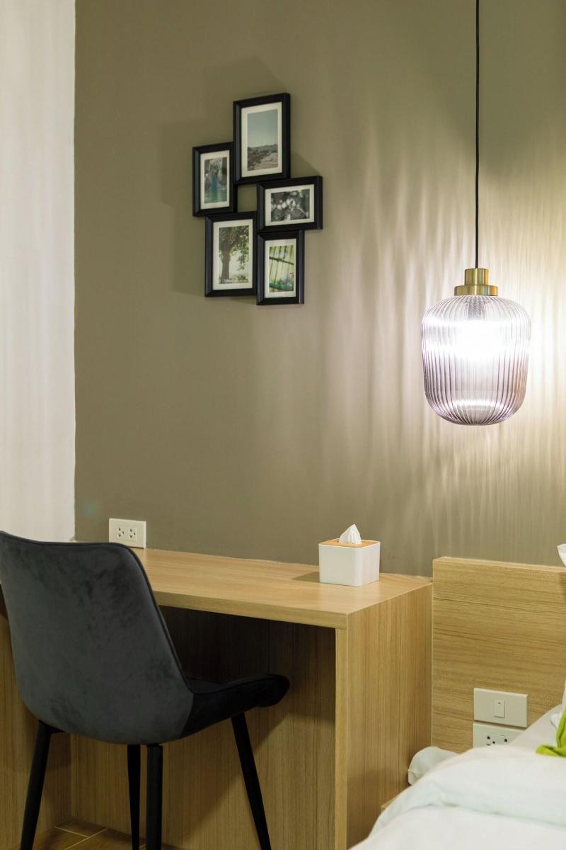 Zayn Express & Suites image