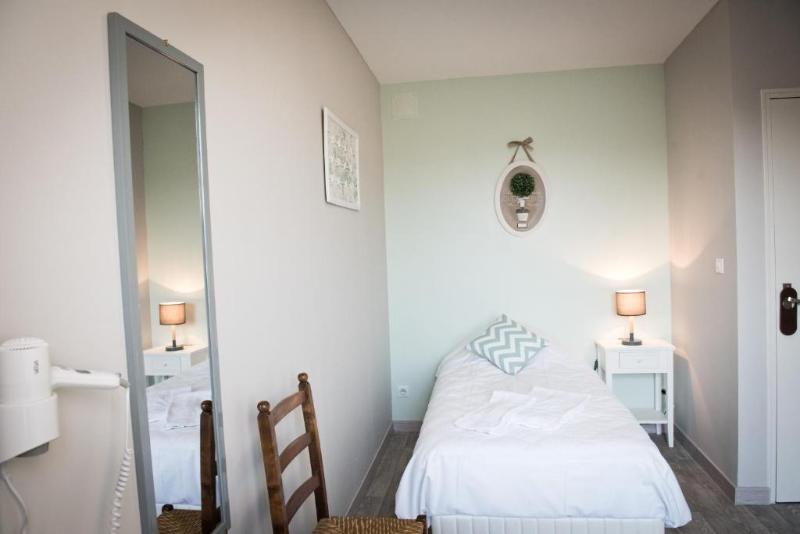 Logis Hotel Le Relais Fleuri image