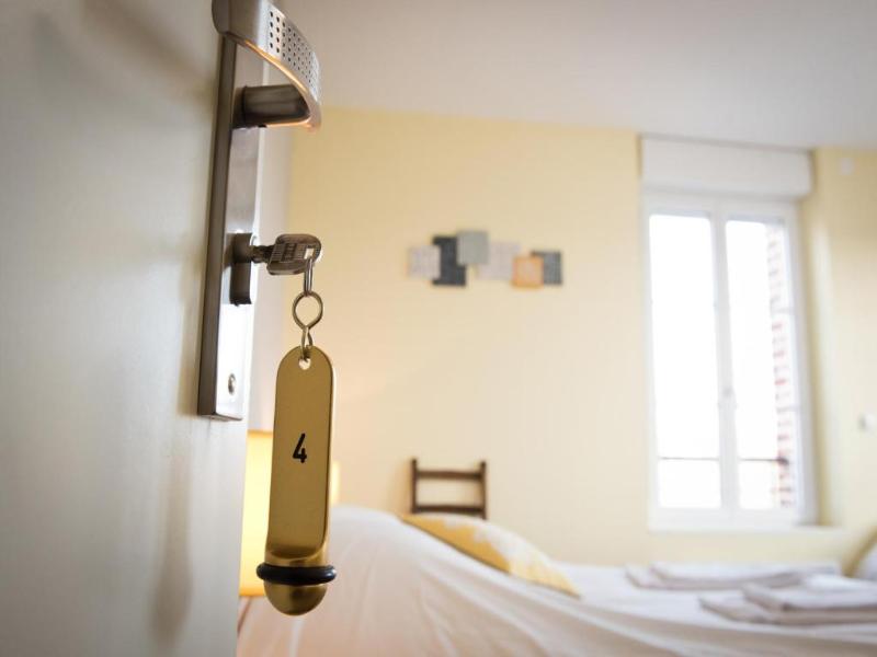 Logis Hotel Le Relais Fleuri image