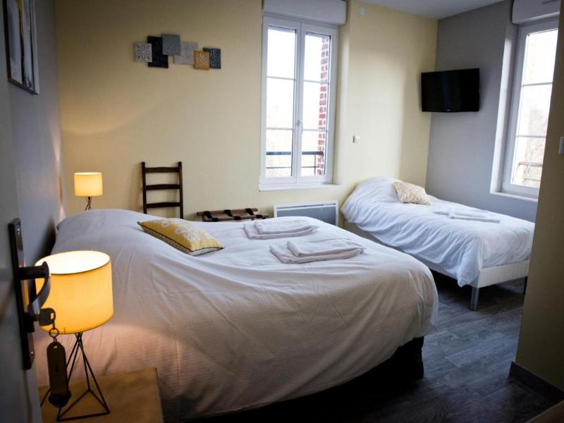 Logis Hotel Le Relais Fleuri image
