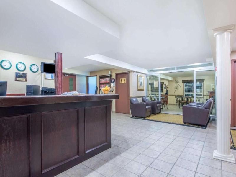 Gold Circle Inn