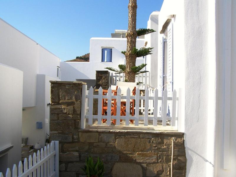 Elena Studios and Apartments image