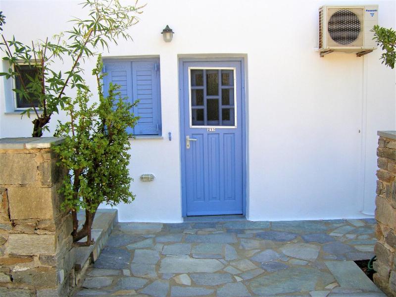 Elena Studios and Apartments image