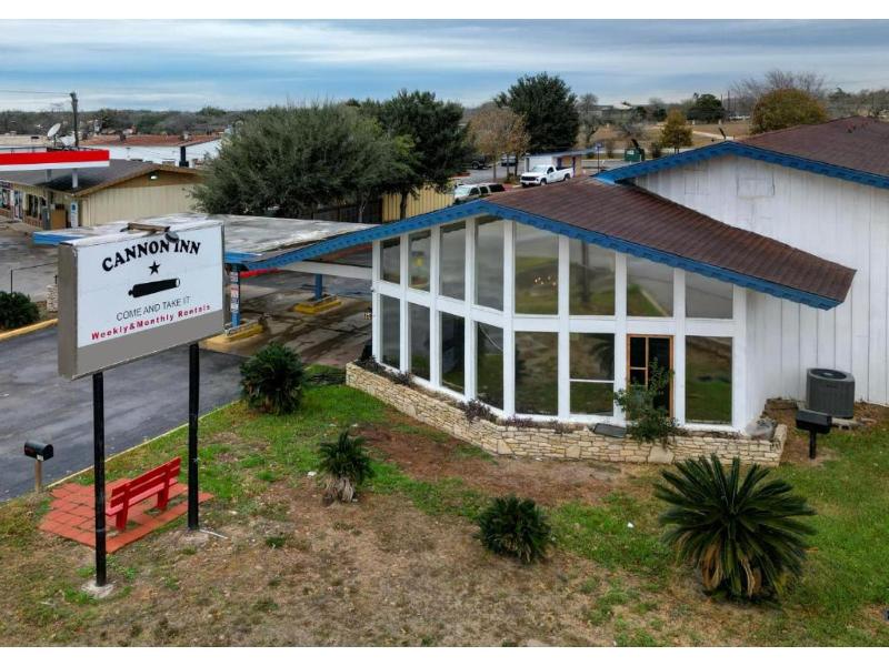 Cannon Inn By Capital O Gonzales Tx