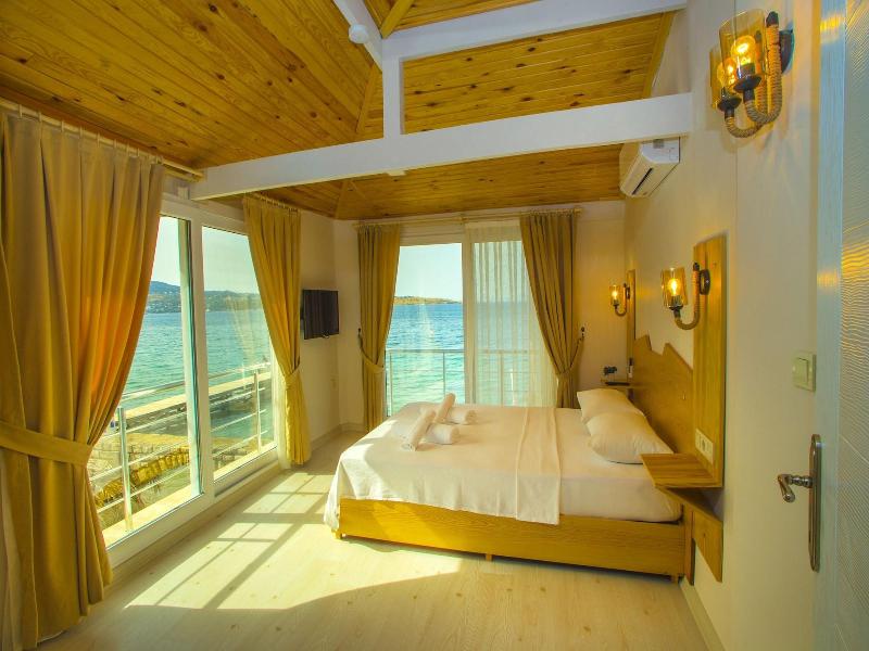 Yalim Hotel image