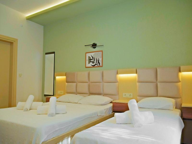 Yalim Hotel image