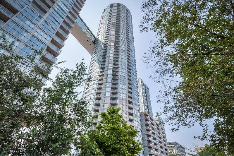 Rs Boutique Suites City Place
