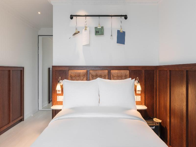 Ruby Stella Hotel London by IHG image