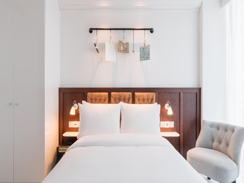 Ruby Stella Hotel London by IHG image