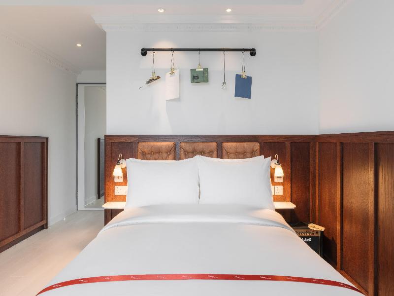Ruby Stella Hotel London by IHG image
