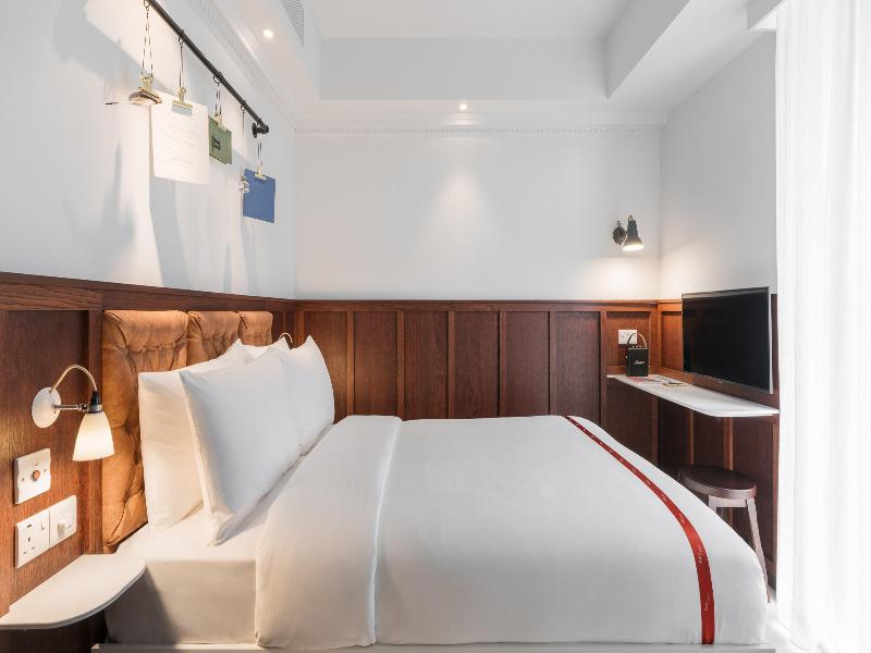 Ruby Stella Hotel London by IHG image