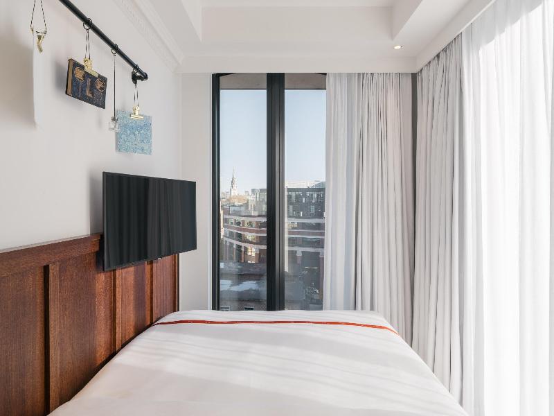 Ruby Stella Hotel London by IHG image
