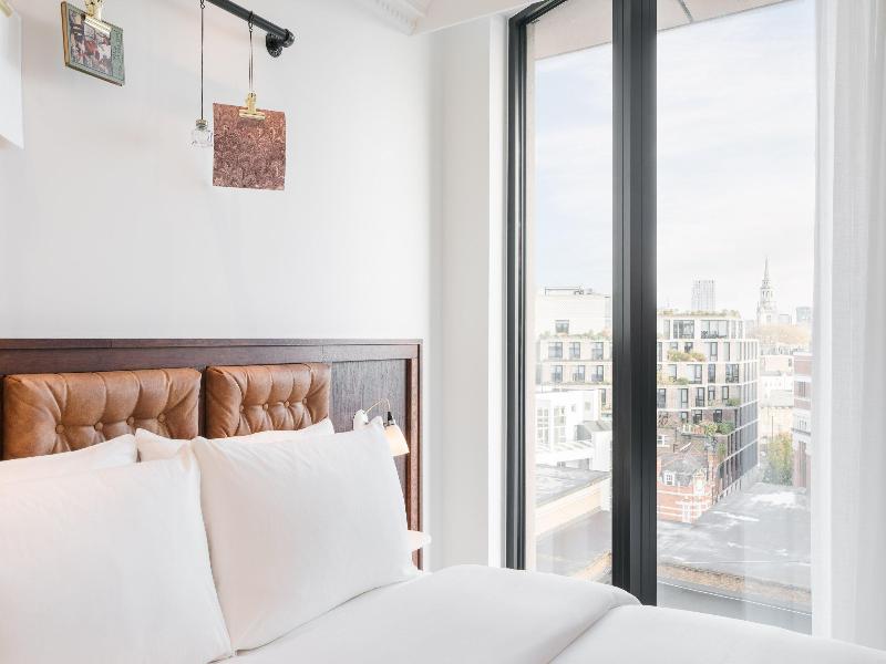Ruby Stella Hotel London by IHG image