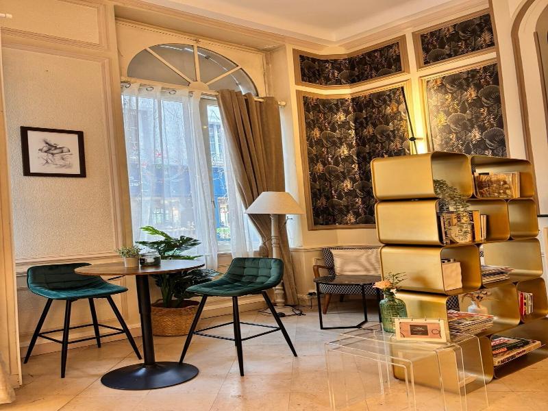 Hotel Du Lion D'or image