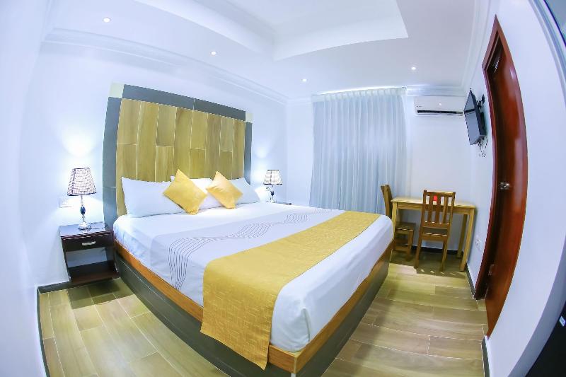 Hotel Vicentina image