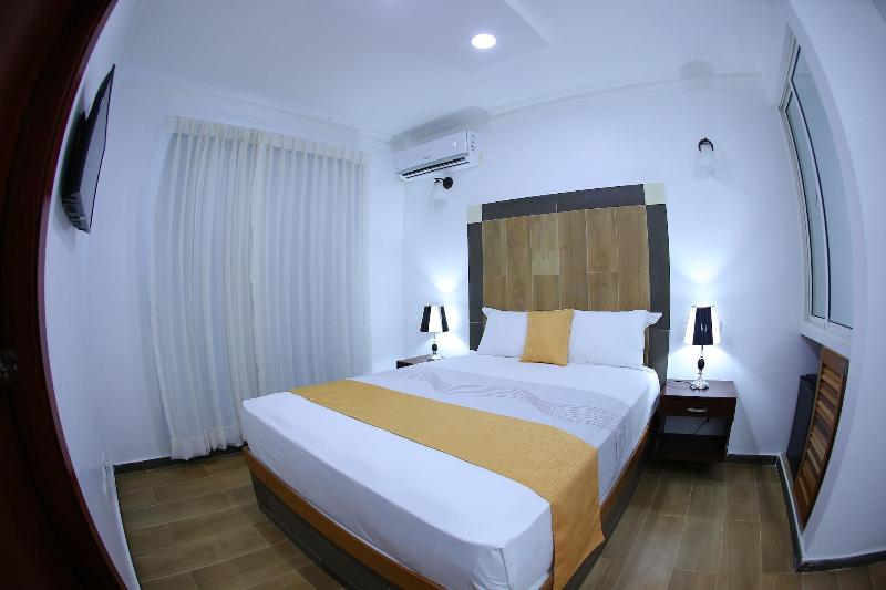 Hotel Vicentina image