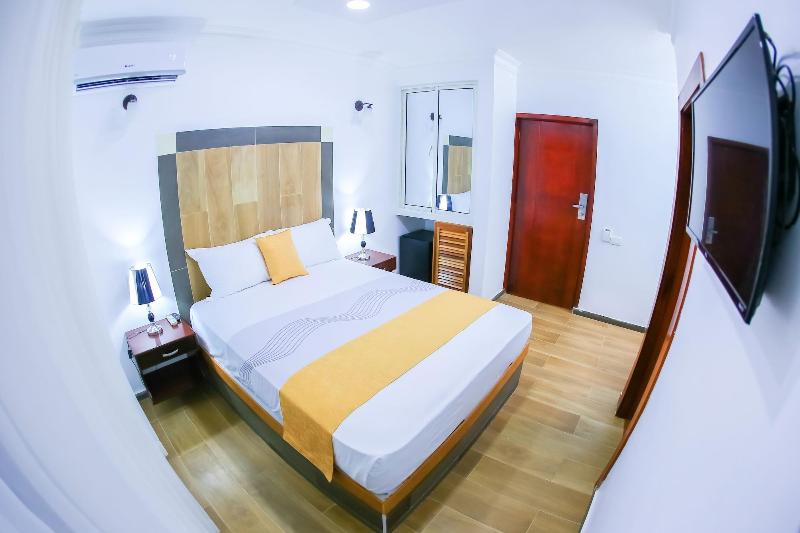 Hotel Vicentina image