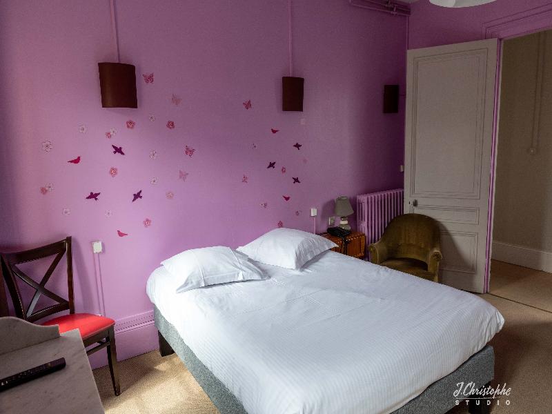 Logis Hotel La Corne D'abondance image