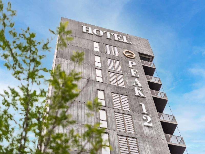 Peak 12 Hotel image