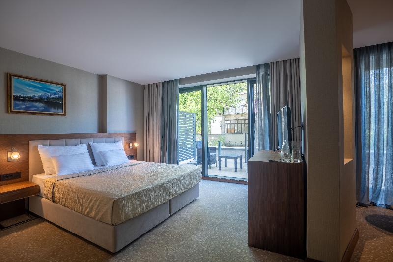Hotel Tonanti image