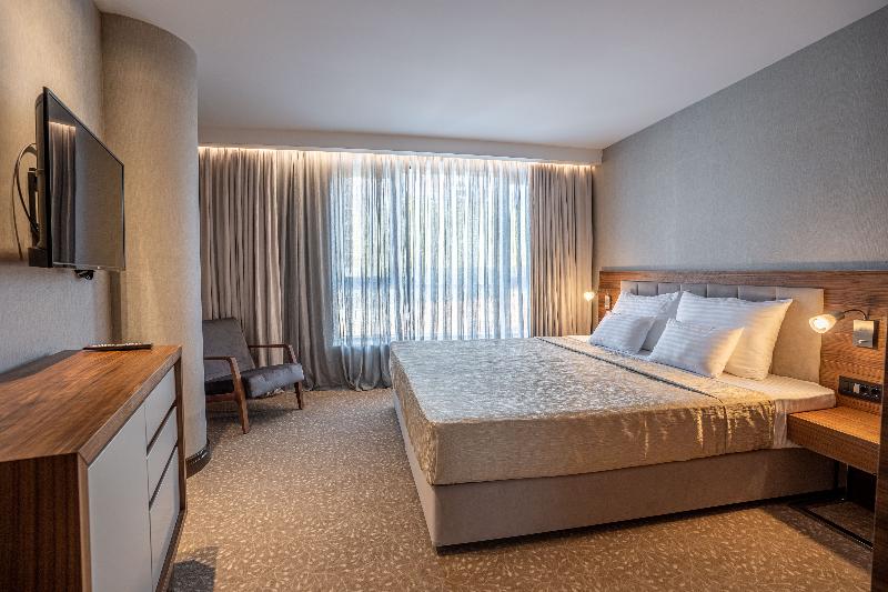 Hotel Tonanti image