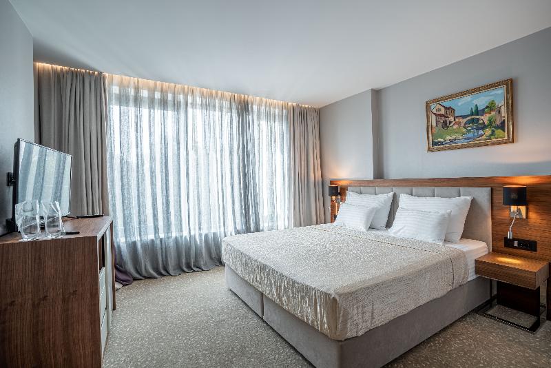 Hotel Tonanti image