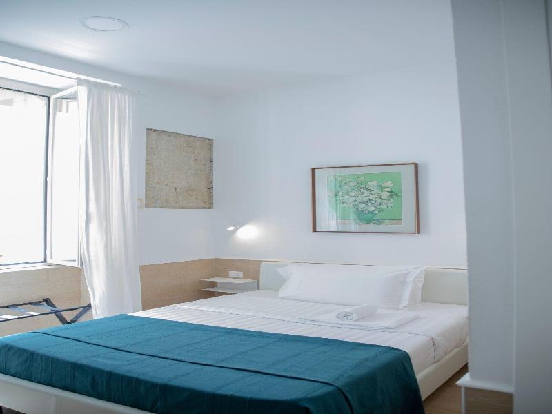Hotel H22 image