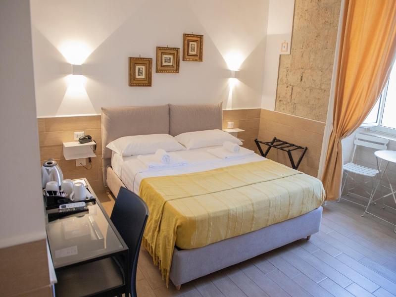 Hotel H22 image