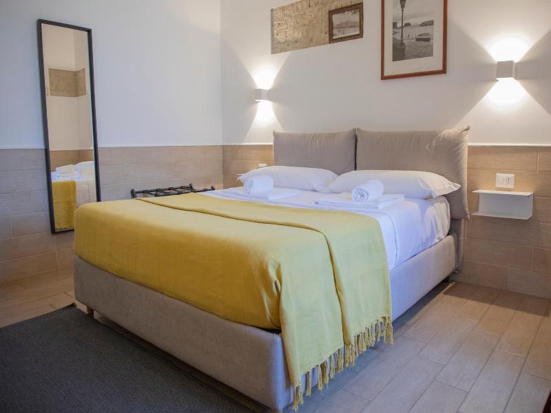 Hotel H22 image