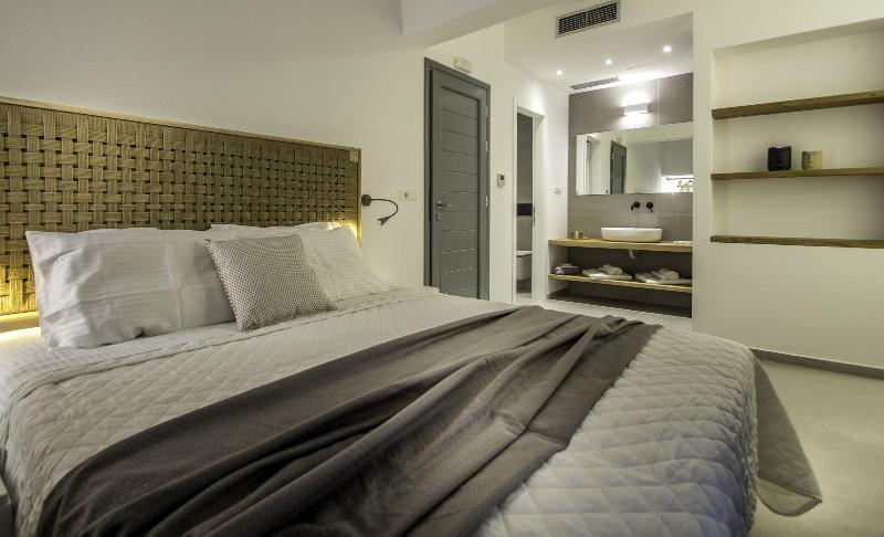 Oro Suites image