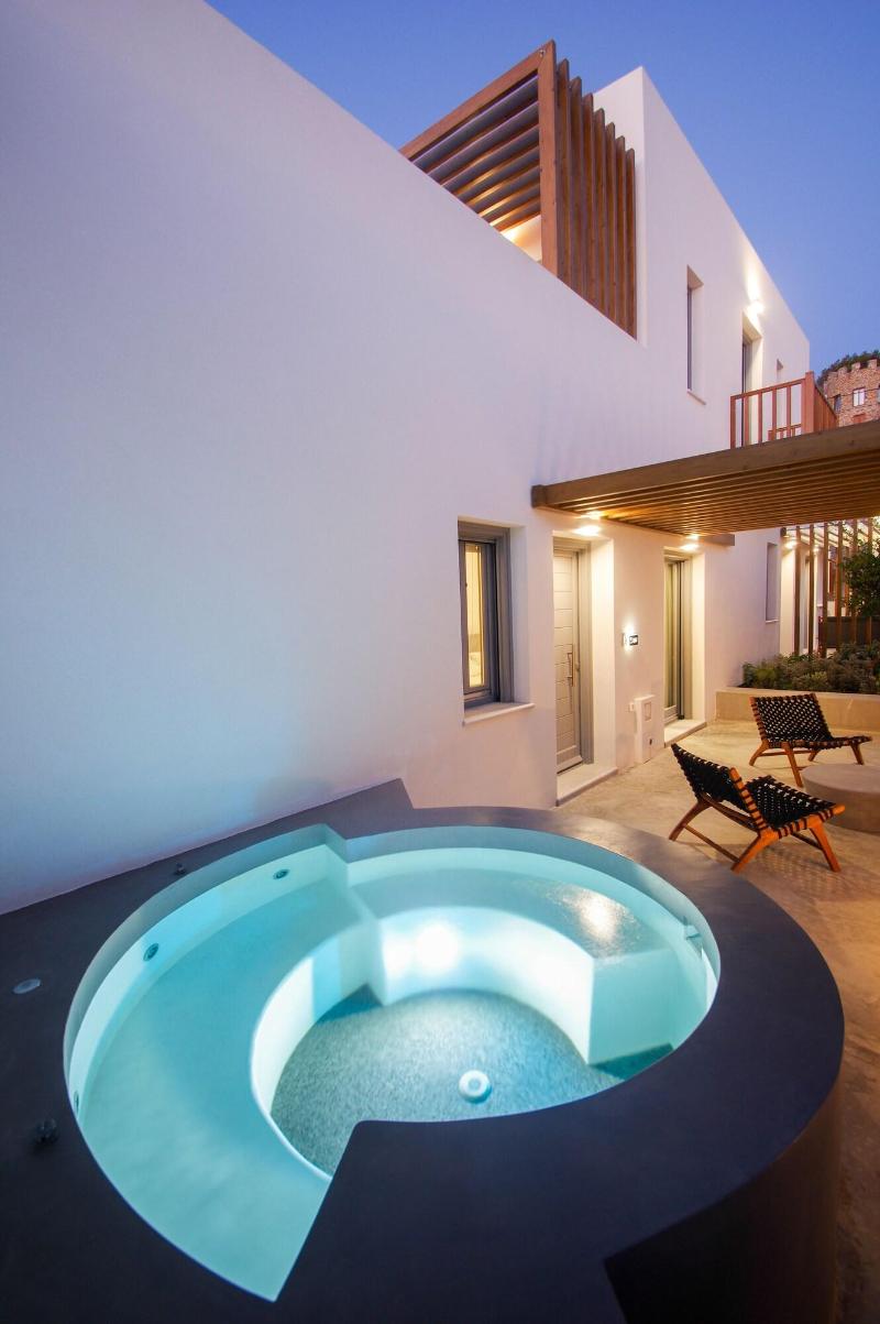 Oro Suites image