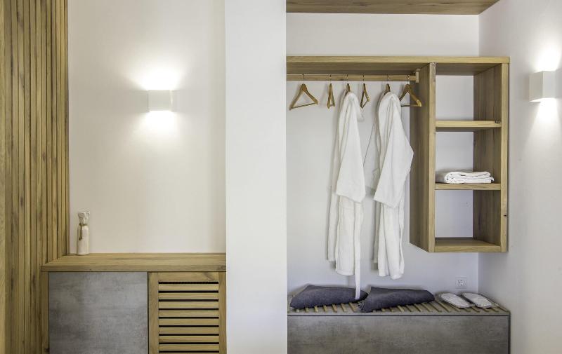 Oro Suites image