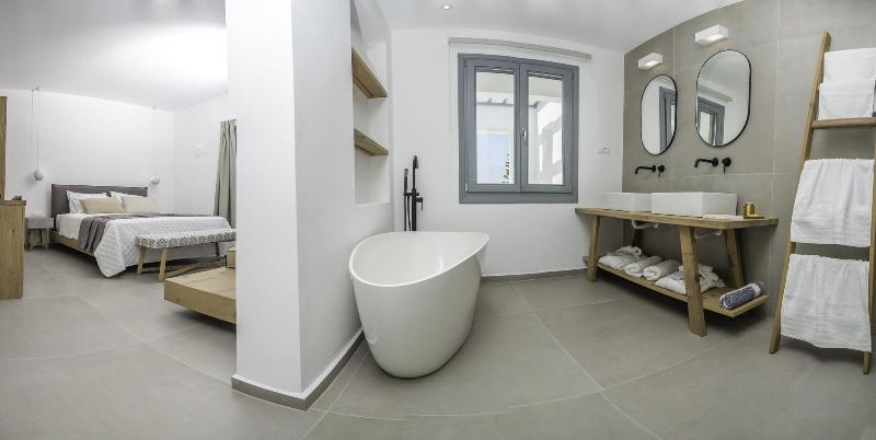 Oro Suites image