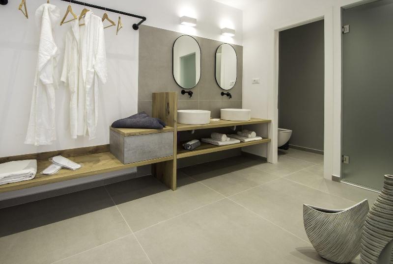 Oro Suites image