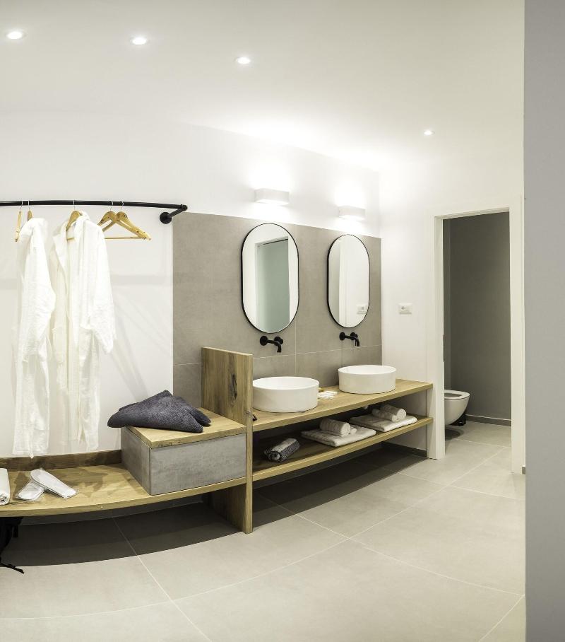 Oro Suites image