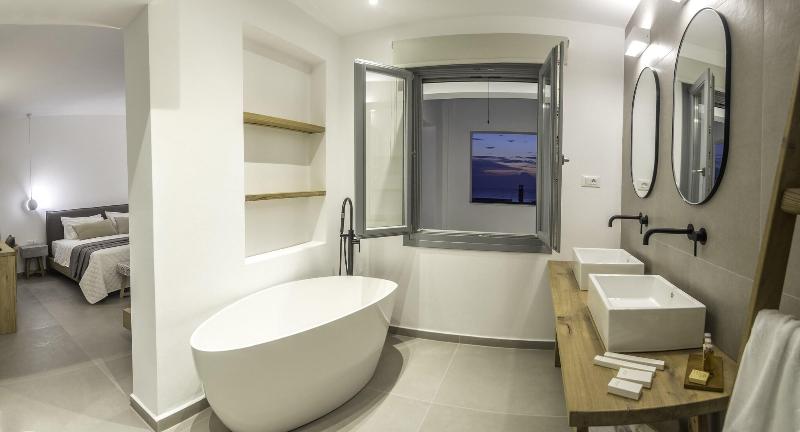 Oro Suites image