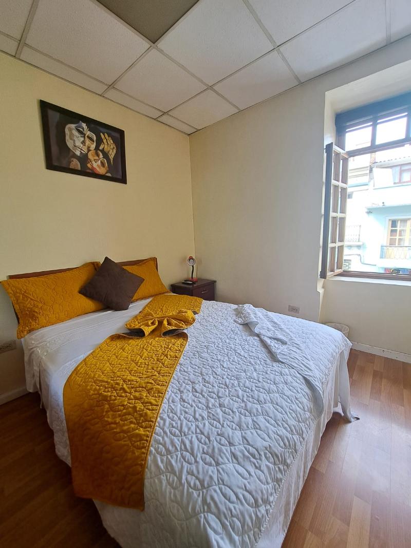 Mariscal Inn & Suites