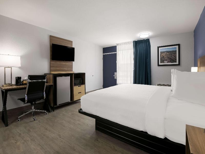 Surestay Plus By Best Western Pigeon Forge image