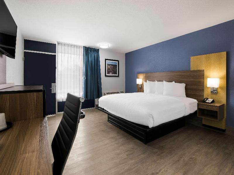 Surestay Plus By Best Western Pigeon Forge image