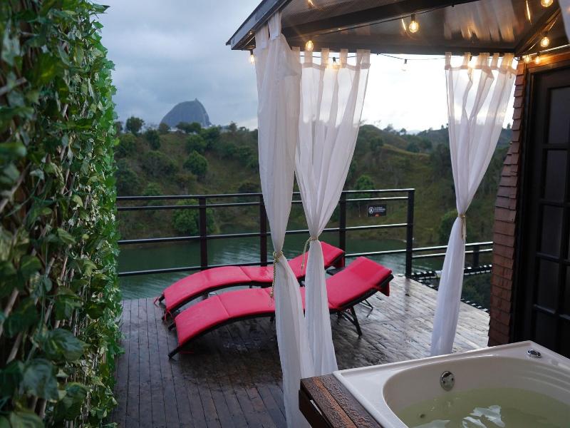 Glamping The Mountain image